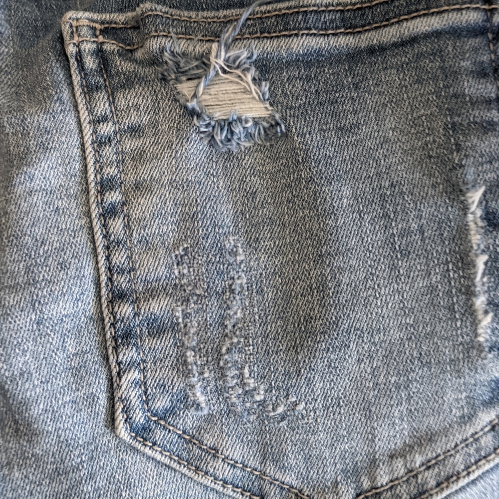 Cello skinny  jeans super distressed Size 7 / 28